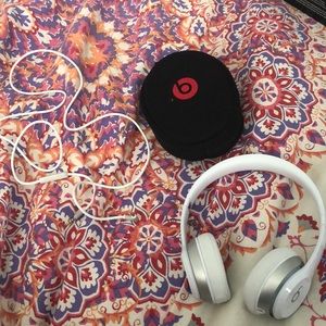 NWB white beats solo head phones